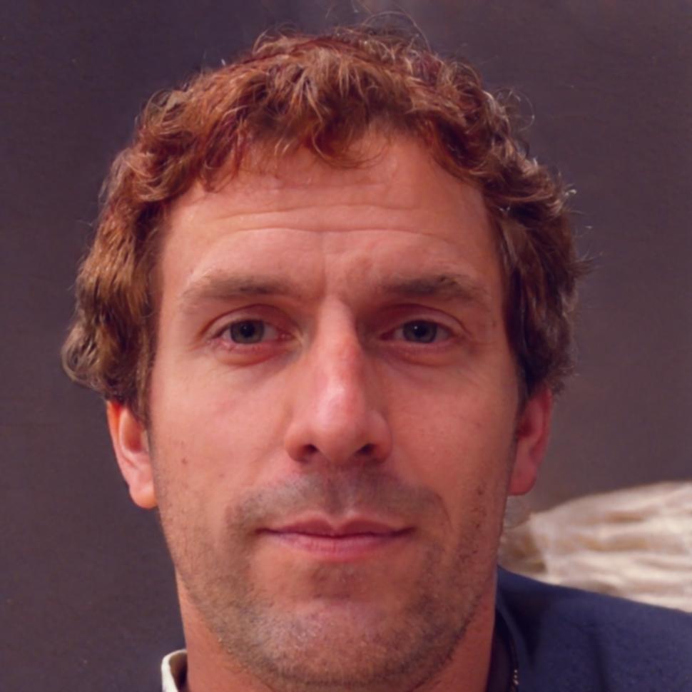 Darren Huxley program instructor