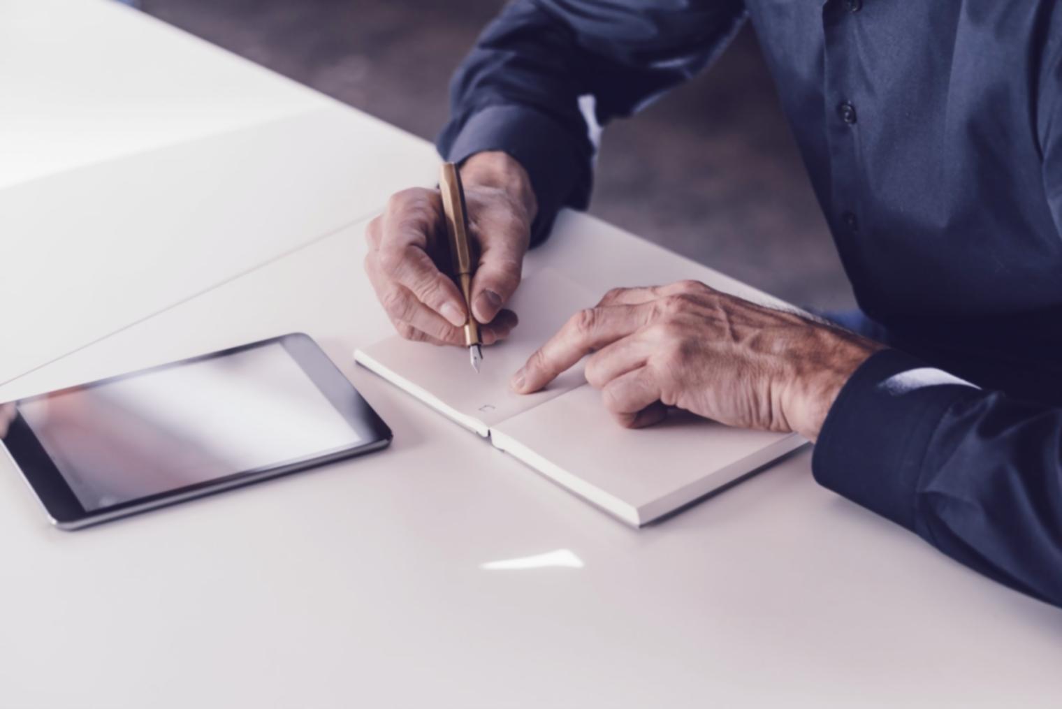 Financial planning workshop with project managers reviewing budget scenarios